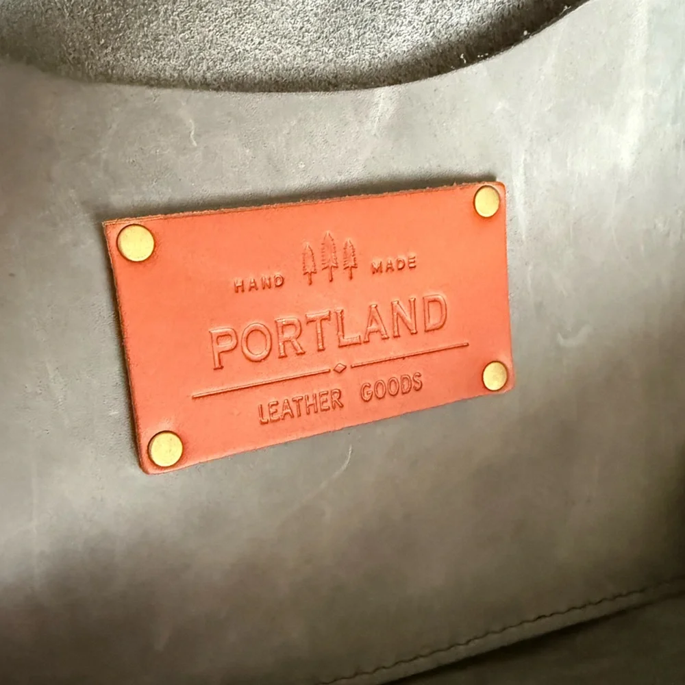 Portland Leather Goods large Storm tote NEW - Picture 3 of 6